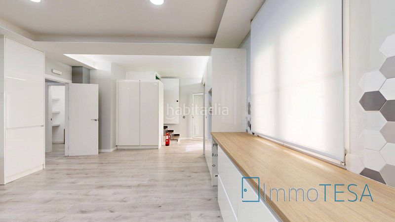 Foto 0d8cecc7-2ba9-46dd-b14c-9b29e04a567b. Alquiler local comercial local 142m2 terraza 66m2 en Barberà del Vallès