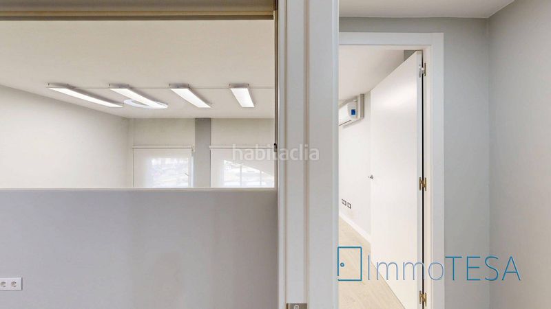 Foto 7a92e204-a2a8-4eda-84a6-c3728d6c59a4. Alquiler local comercial local 142m2 terraza 66m2 en Barberà del Vallès