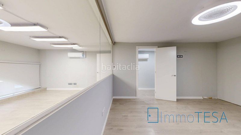 Foto acae7770-c9d9-4915-9b4b-14a85ff084a1. Alquiler local comercial local 142m2 terraza 66m2 en Barberà del Vallès