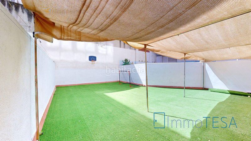 Foto bd87db1d-e12d-4b25-b848-8a3f2131f0c1. Alquiler local comercial local 142m2 terraza 66m2 en Barberà del Vallès