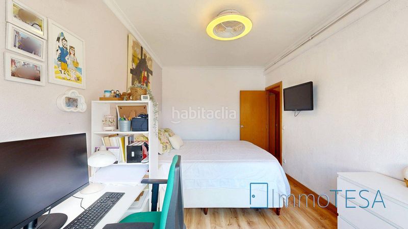 Foto f77452f6-7000-42c6-941d-3519065125bd. Pis amb calefacció a Creu de Barberà Sabadell
