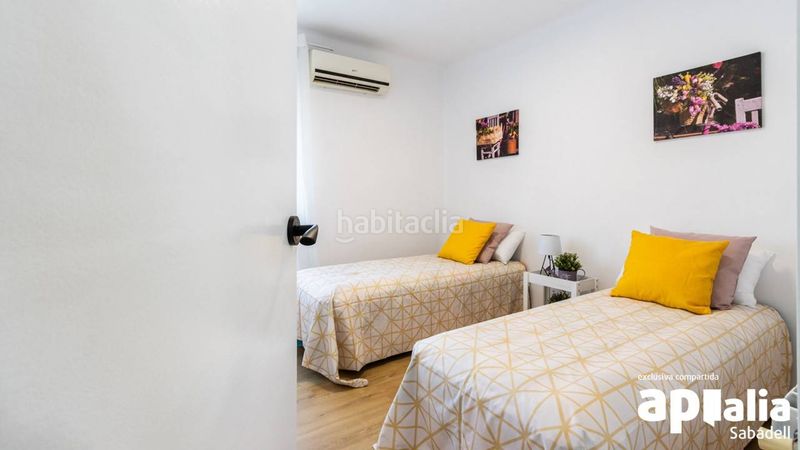 Foto f5294704-fb10-4b73-95de-6fdb3288ea2e. Pis amb calefacció a Els Merinals Sabadell