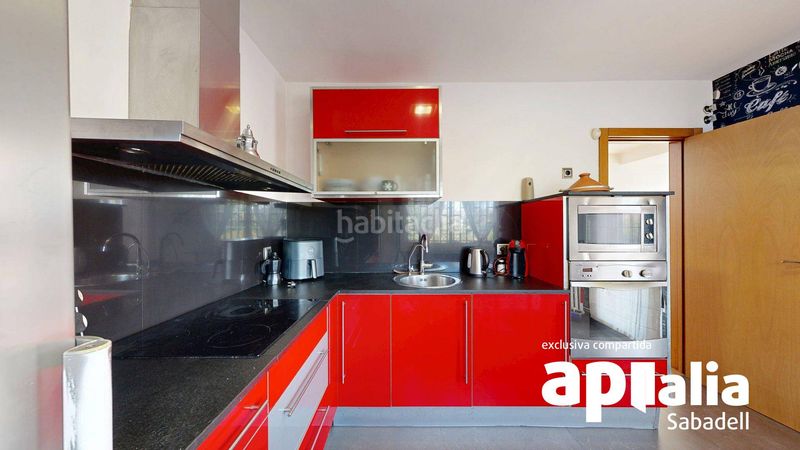 Foto 7b3cca4f-6d95-4606-8374-7d54c9612c06. Casa amb calefacció aparcament a Can Serra Barberà del Vallès