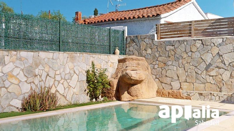 Foto a332b01f-4510-406c-a18b-4b06bb23ac55. Casa amb calefacció aparcament a Can Serra Barberà del Vallès
