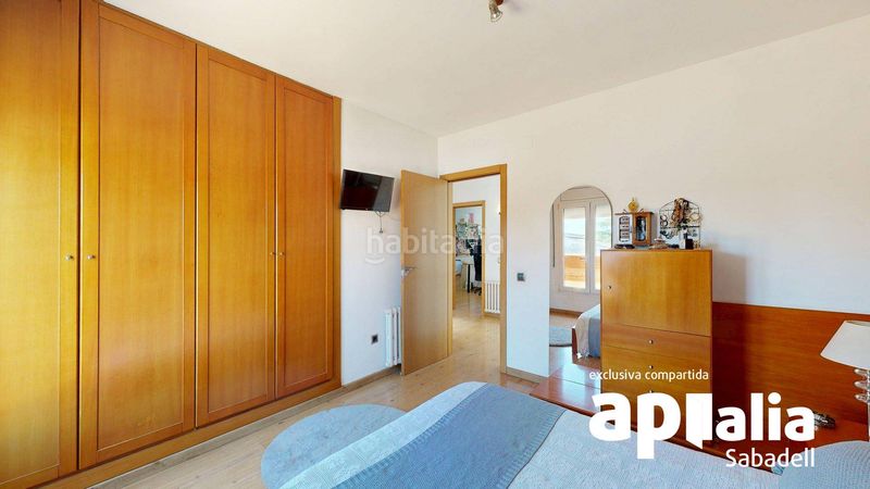 Foto b4962d7a-3fe8-414a-819b-22bad0485eff. Casa amb calefacció aparcament a Can Serra Barberà del Vallès