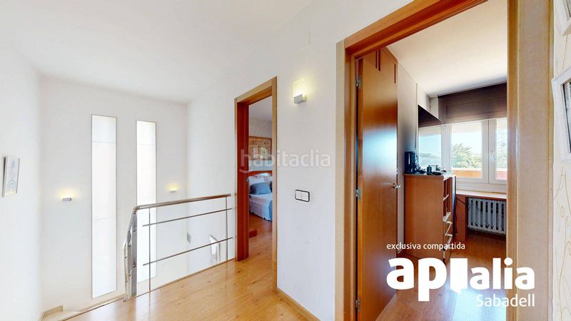 Foto d79cfe87-acd9-4c78-9fb5-54406786b21d. Casa amb calefacció aparcament a Can Serra Barberà del Vallès