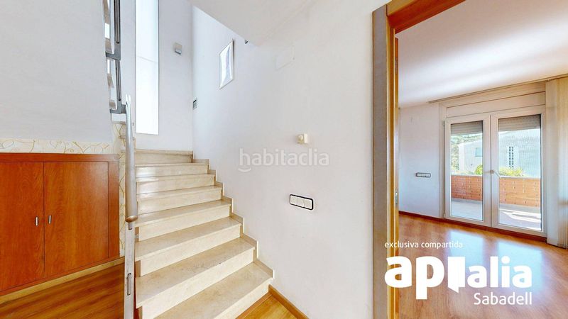Foto de042819-c496-4d68-9d52-8fffcbd7a399. Casa amb calefacció aparcament a Can Serra Barberà del Vallès