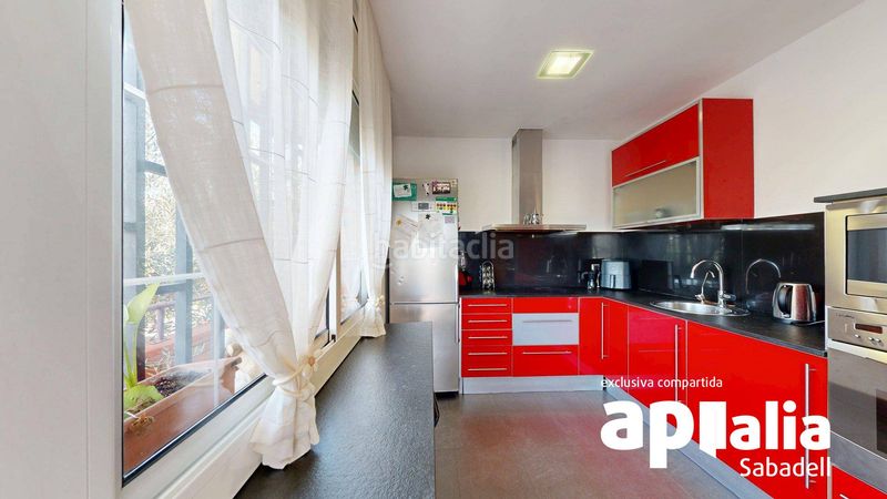 Foto eafc86ca-6240-4916-8667-274a914c018e. Casa amb calefacció aparcament a Can Serra Barberà del Vallès