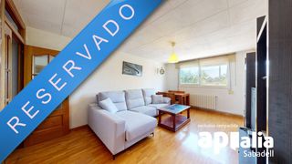 Etagenwohnung in Badia del Vallès. En la avenida burgos