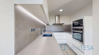 Pis a Parc d�Europa. Reformado, de 110m2