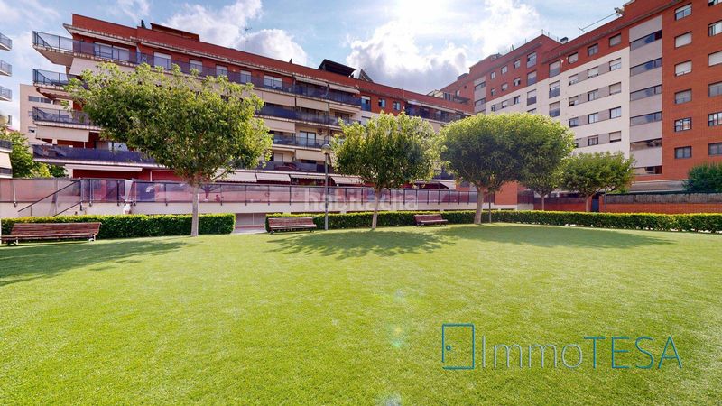 Foto 5fba4041-ed49-4629-bfc4-7c19e40038c3. Àtic amb calefacció aparcament piscina a Parc Central Barberà del Vallès