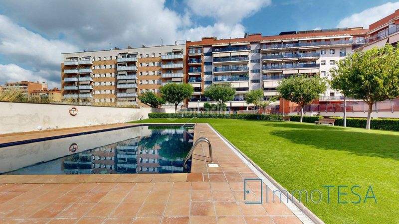 Foto ac61a01e-638b-4c80-a256-2103328ac814. Àtic amb calefacció aparcament piscina a Parc Central Barberà del Vallès