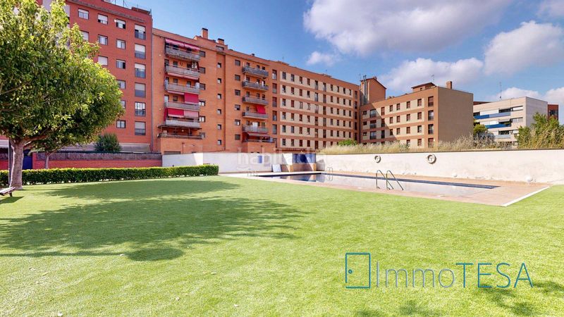 Foto cd91e455-88c5-4e1a-a246-d08f09067071. Àtic amb calefacció aparcament piscina a Parc Central Barberà del Vallès