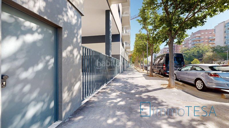 Foto dbcb42d4-13b9-46ef-ac8f-ba8129eb7c86. Alquiler local comercial esquinero con salida de humos en Barberà del Vallès