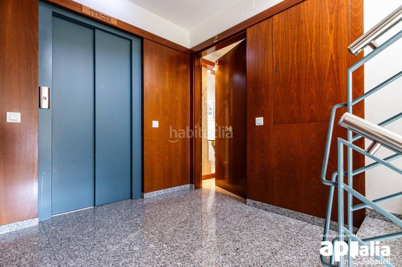 Foto b5928e14-4001-43d7-b5a5-da80bf075f0e. Pis amb calefacció aparcament a Gràcia Sabadell