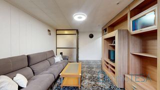 Etagenwohnung in Badia del Vallès. Exterior con ascensor