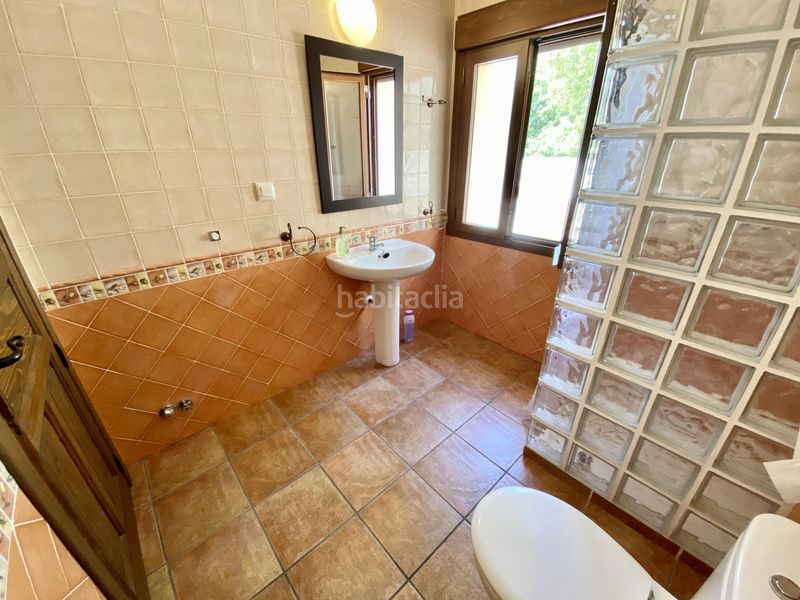 Foto aeefa82e-f0ee-48d1-9030-5b79caa63201. Casa amb calefacció aparcament a Poblete