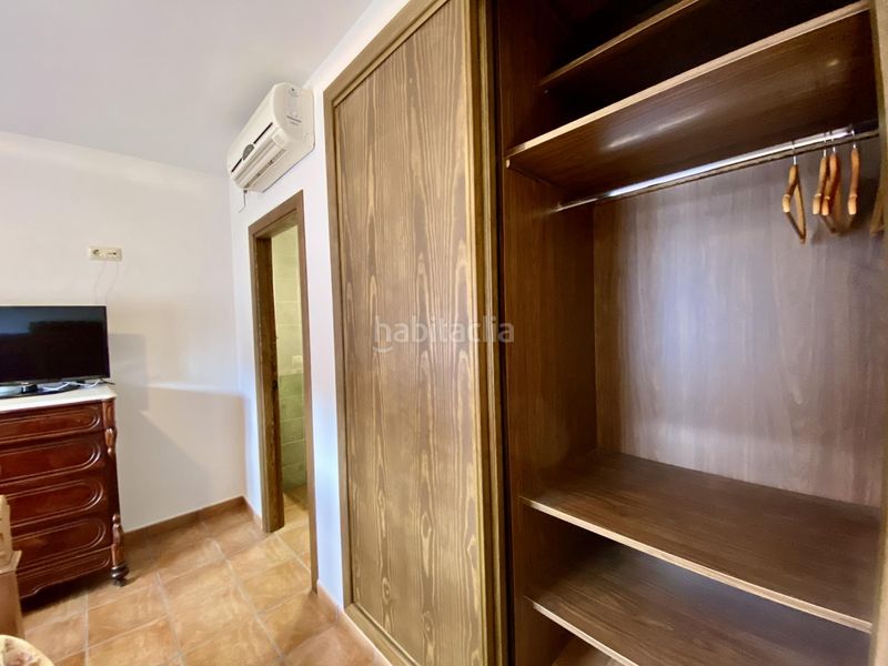 Foto d7d81891-ffef-4723-96be-014cf238ccda. Casa amb calefacció aparcament a Poblete