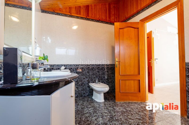 Foto 1c655b70-651c-44a6-a828-e9e0a44af8c8. Casa amb calefacció aparcament a Centre Salou