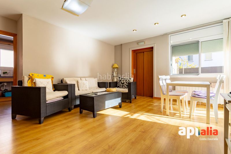 Foto 2a4bc115-2e91-489e-b571-72015914a8d4. Casa amb calefacció aparcament a Centre Salou