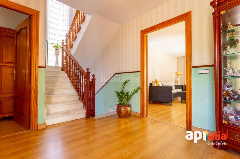 Foto e75593d8-a5b6-493f-b8c1-e7b211f9e535. Casa amb calefacció aparcament a Centre Salou