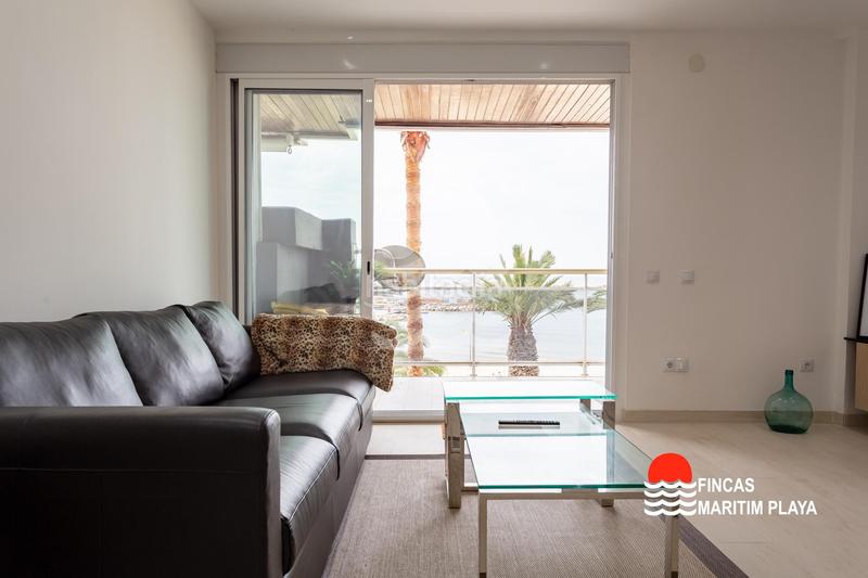 Foto 0714acf2-bc89-467e-b156-a93a473d6254. Apartamento en de miramar 10 excepcional piso reformado con vistas al mar en ubicación privilegiada en Salou