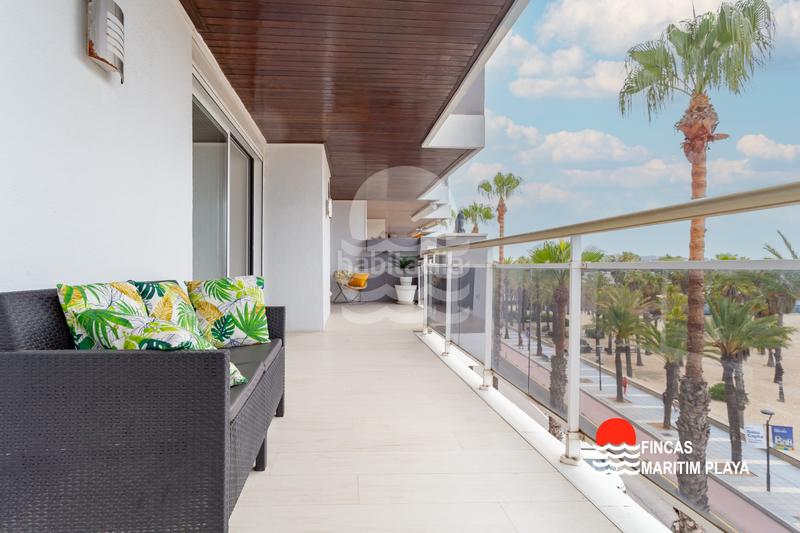 Foto 241ce819-2d5b-4d3c-8fef-acf5693161d6. Apartamento en de miramar 10 excepcional piso reformado con vistas al mar en ubicación privilegiada en Salou