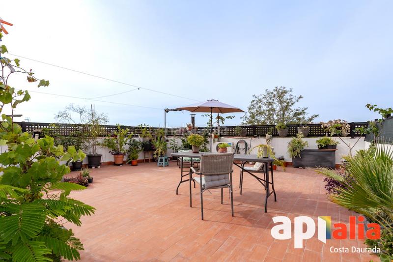 Foto 8c014589-7dd2-4435-b949-b32c592fa130. Attique dans casc antic - nou Cambrils Cambrils