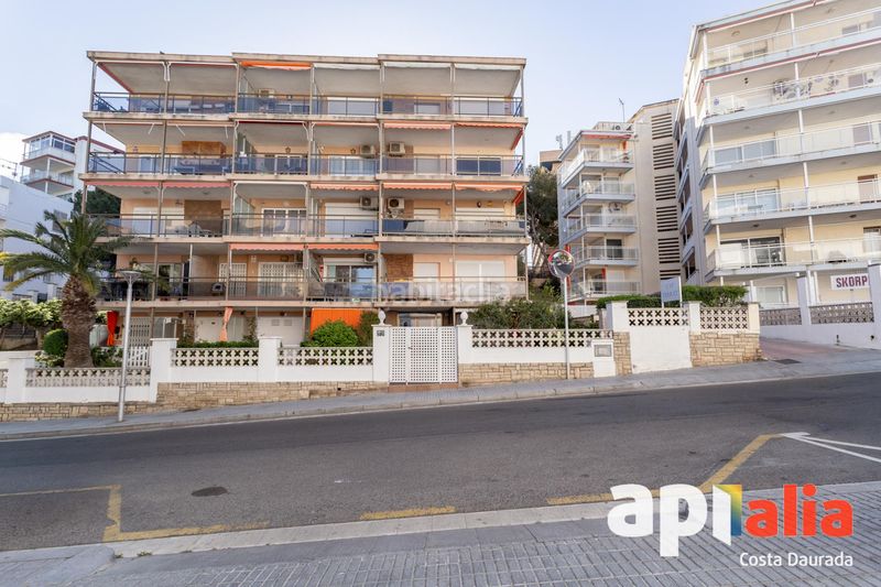 Foto 53e202fd-bee7-48ce-8839-67687577f3ac. Apartament a Mar i Camp - Platja dels Capellans Salou