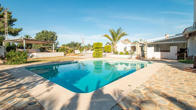 Foto 3ef9109b-28aa-4915-9261-18ccc61015c7. Xalet amb calefacció aparcament piscina a El Montgó Dénia