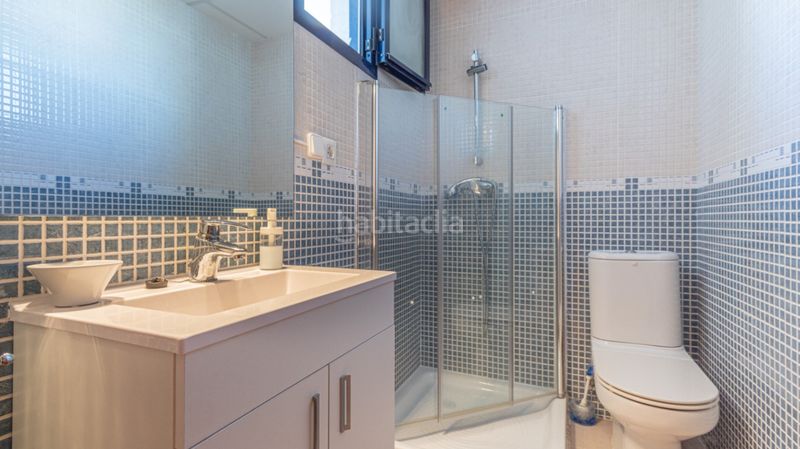 Foto 306afcbe-d80b-4f97-8879-5c5c25ac19de. Àtic amb calefacció aparcament piscina a Les Bassetes - El Marjal Dénia