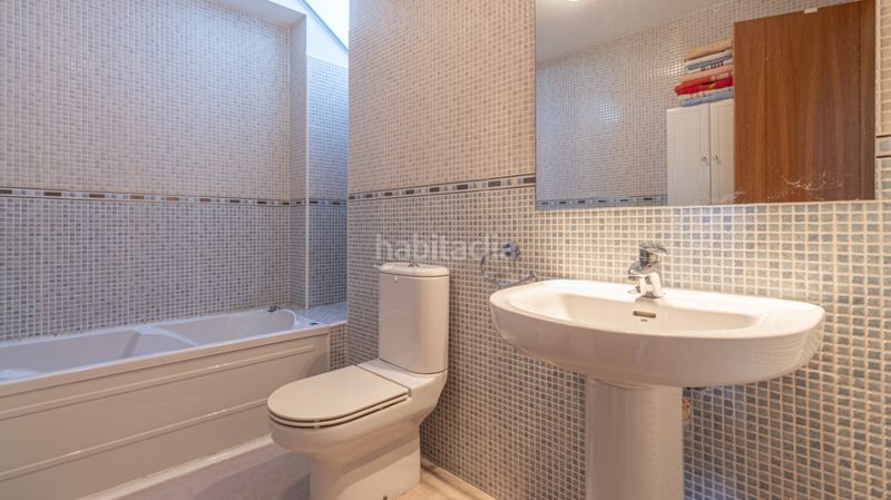 Foto 4f447552-87bb-46e7-96f2-1093d9b4c419. Àtic amb calefacció aparcament piscina a Les Bassetes - El Marjal Dénia