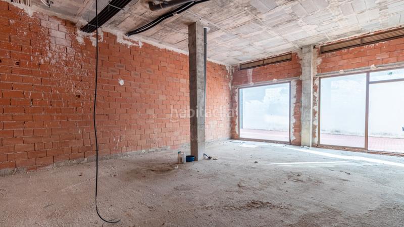 Foto b565c3cd-0e78-4092-8183-061f63bbf215. Business premise in Poblets (els)