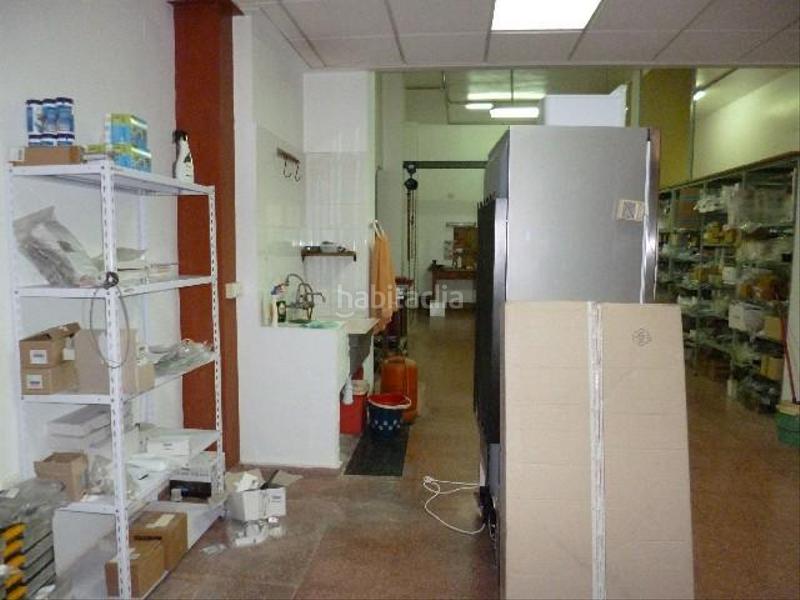 Foto b9b5e589-465a-42d8-b3dd-48f836e86c08. Local comercial en Saladar Dénia