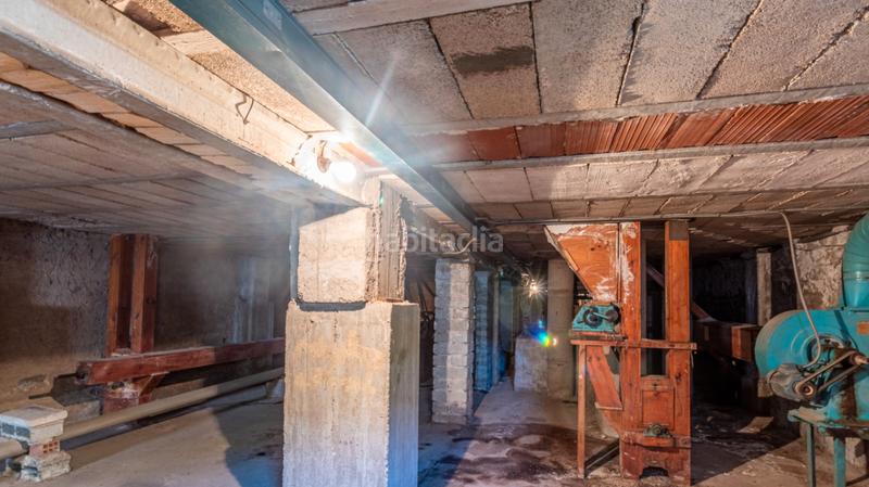 Foto f5a733a5-4c15-4898-8eb0-ec2f28cfaf2c. Édifice dans Pego