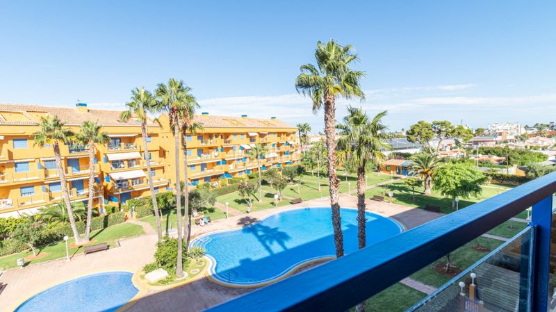 Foto 5f5c1532-2cbb-4af0-92e4-b283aeef95a5. Àtic amb calefacció aparcament piscina a Les Bassetes - El Marjal Dénia
