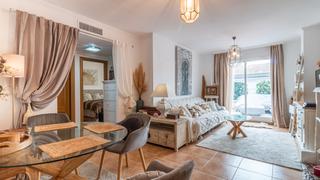 Penthouse in La Pedrera-Vessanes