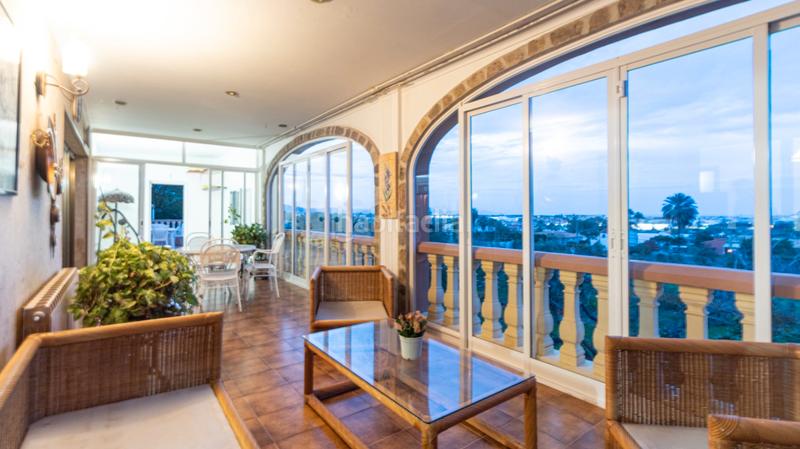 Foto 35432338-e496-4795-aa8e-b87bd30eab04. Chalet con riscaldamento parcheggio piscina in El Montgó Dénia