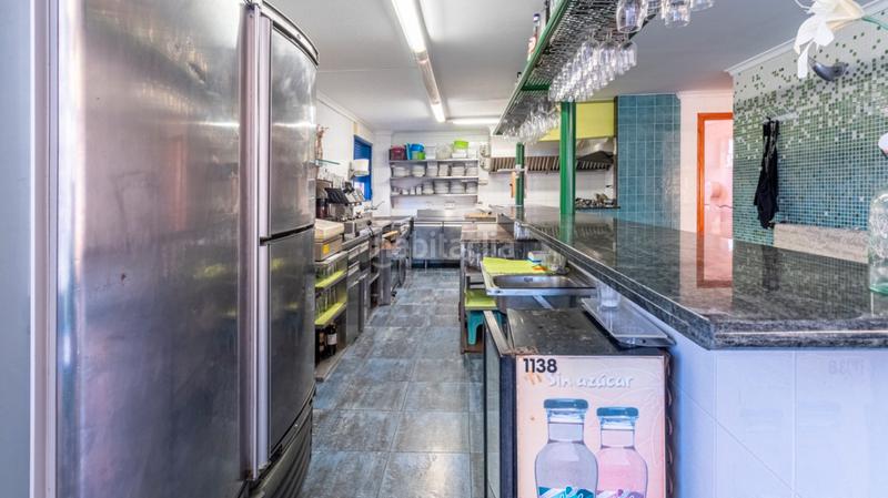 Foto 4606962f-cec1-4a15-a430-068cc39bd70b. Local commercial dans Piles