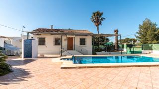 Chalet en La Xara-La Sella