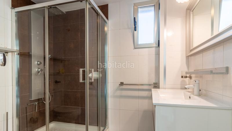 Foto 5b19474b-5d10-40e5-a785-2e3b5c53d093. Apartament amb calefacció a Oliva playa Oliva