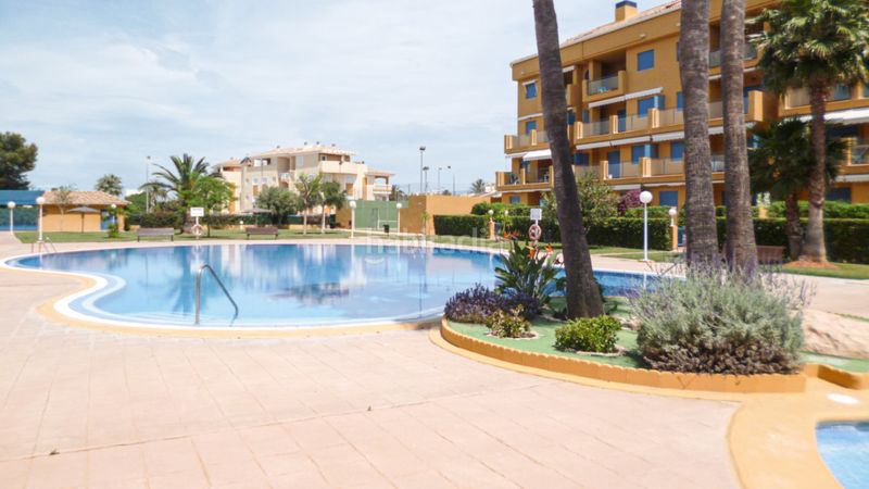 Foto 909c1bc1-bb9a-44ca-b86d-b64f0e6bd847. Àtic amb calefacció aparcament piscina a Les Bassetes - El Marjal Dénia
