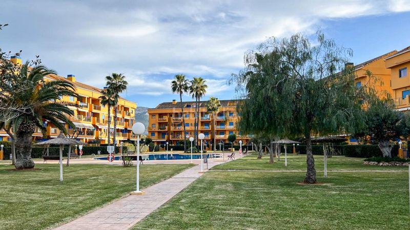 Foto e1f76bb6-6c4f-47a2-8fee-66802a75733c. Àtic amb calefacció aparcament piscina a Les Bassetes - El Marjal Dénia