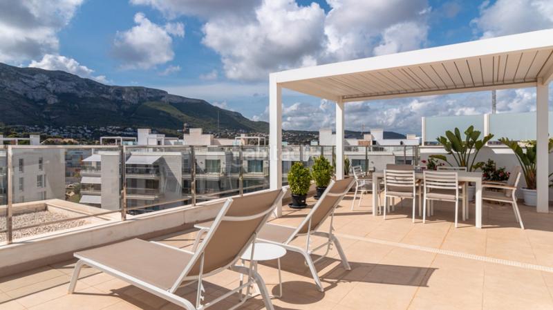 Foto 7db1dd1a-fcff-42cf-b9c1-9fabdae4bd87. Penthouse with heating parking pool in El Montgó Dénia