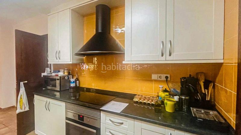 Foto b3fdd88f-9b6f-4f30-b6cf-b5a3bbf4a4f9. Chalet en Oliva pueblo Oliva