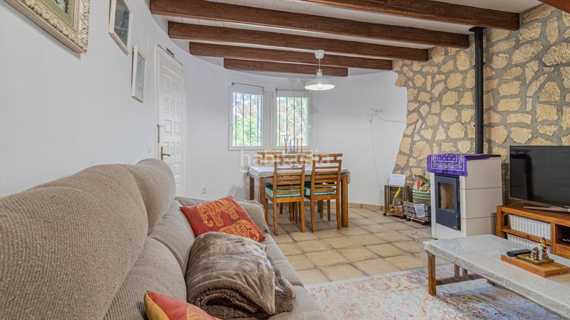 Foto cbce14fa-5649-4a80-84fe-530d900998e6. Casa amb calefacció aparcament piscina a El Montgó Dénia