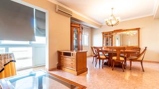 Appartement à Verger (el)