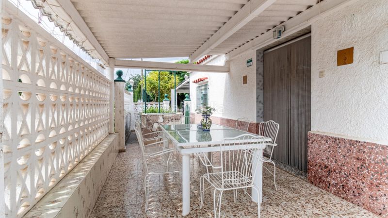 Foto 3b78b78e-ea2b-47a1-87f7-393593605eb3. Chalet en Centro Pedreguer