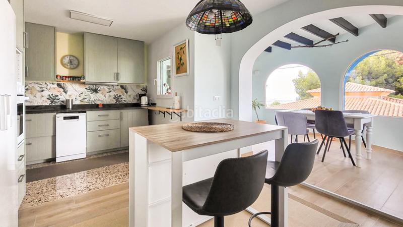 Foto 3ad582a3-dbd9-4199-93f5-4b7f9385be4e. Chalet mit heizung parking pool in El Montgó Dénia