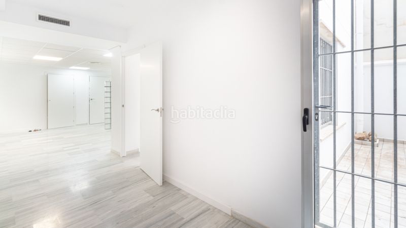 Foto 97b746b8-204c-4b63-8e63-6f7eb55abb71. Miete büro in Centro Urbano Dénia